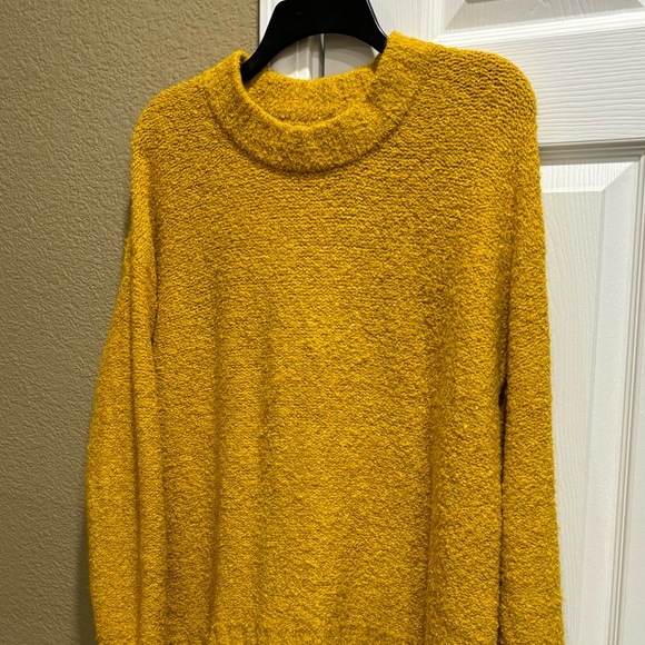 Old Navy Sweaters | oversized |Yellow Sweater size M - Picture 5 of 6